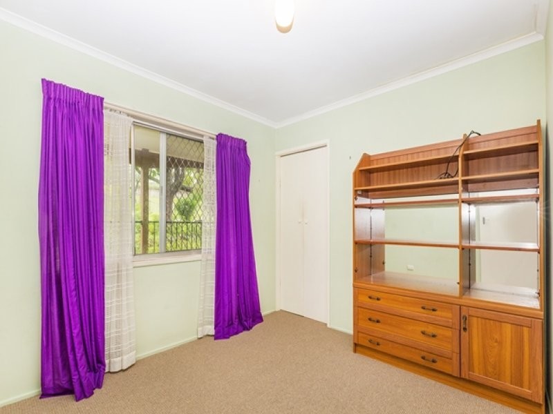 21 Kathleen Avenue, Southport QLD 4215