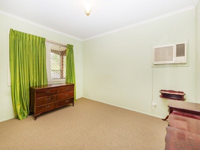 21 Kathleen Avenue, Southport QLD 4215