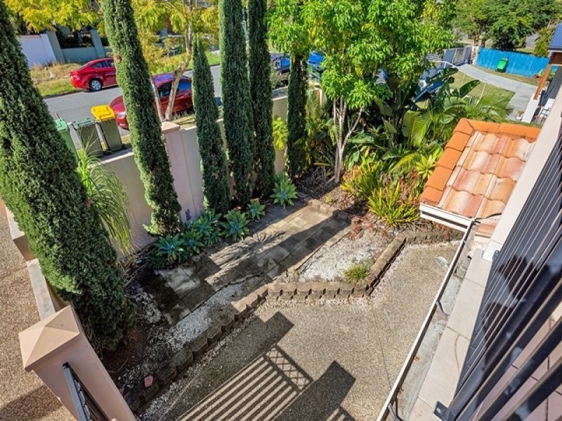 2/190 Queen Street, Southport QLD 4215