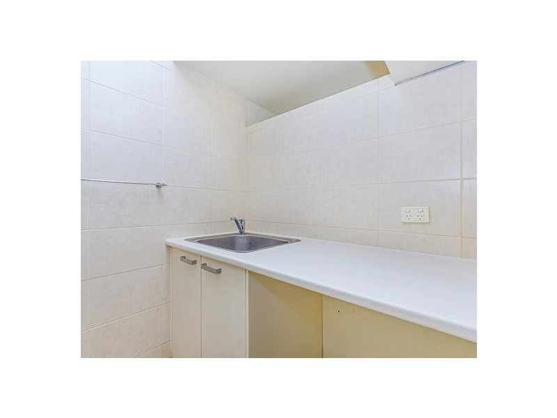 2/190 Queen Street, Southport QLD 4215