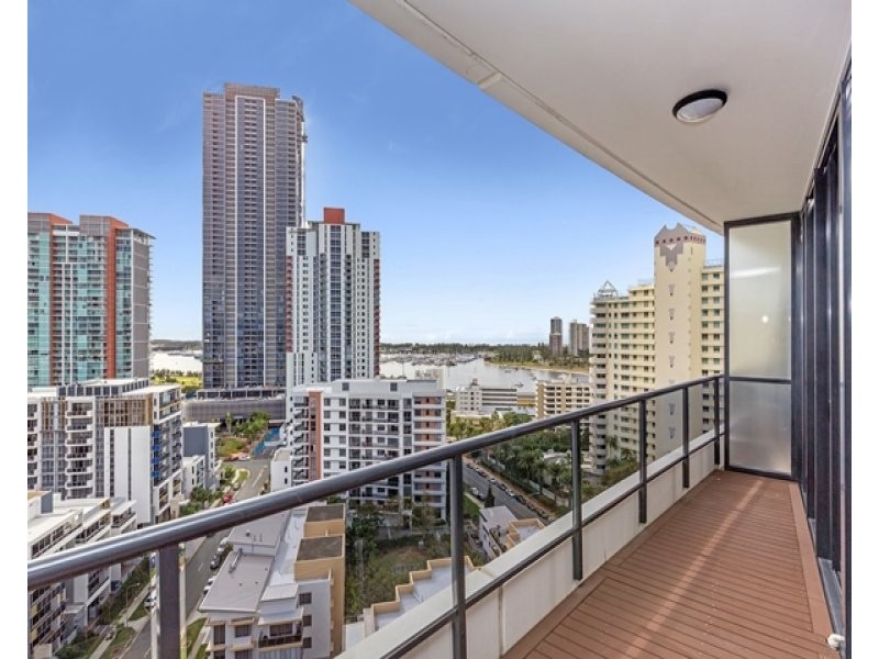 2101/2 Aqua Street, Southport QLD 4215