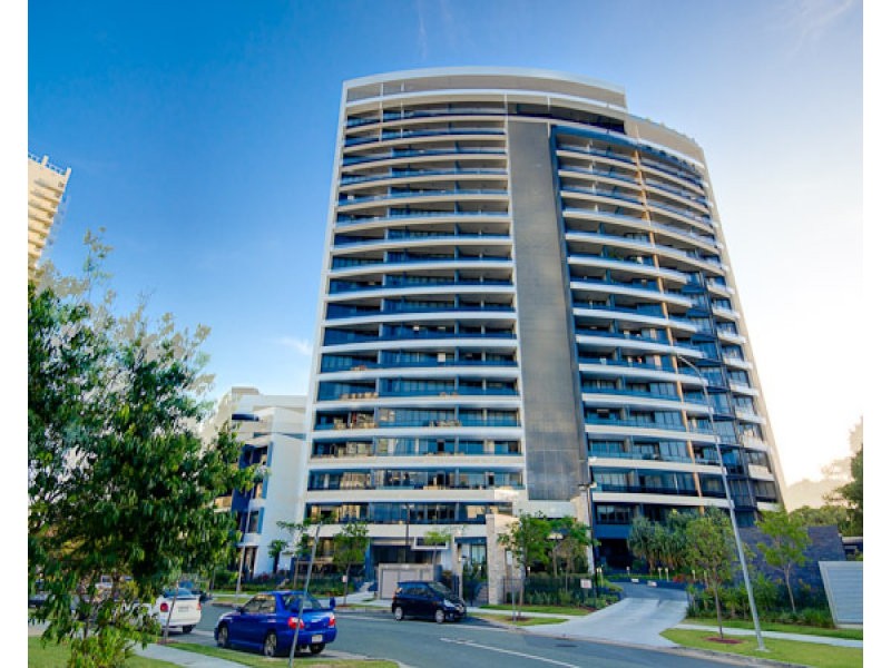 2101/2 Aqua Street, Southport QLD 4215