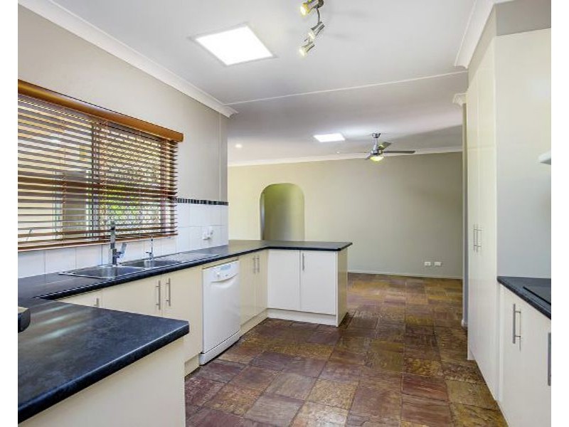 56 Melbourne Road, Arundel QLD 4214