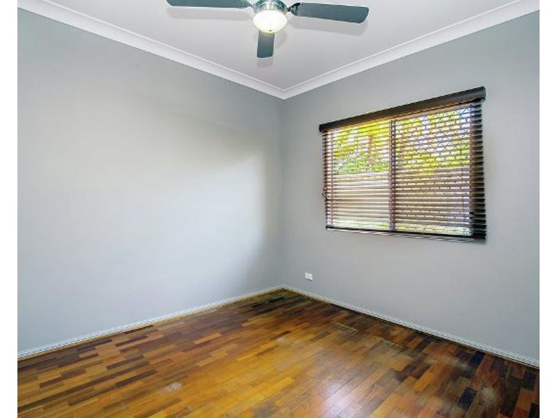 56 Melbourne Road, Arundel QLD 4214