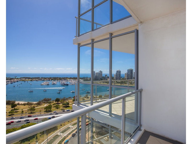 2305/1 Como Crescent, Southport QLD 4215