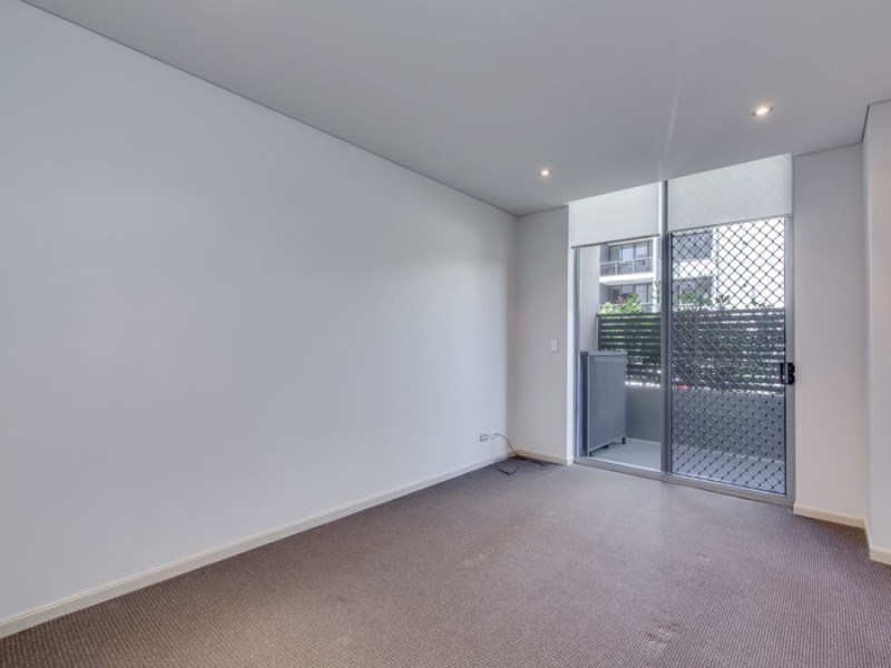 2/1 Aqua Street, Southport QLD 4215