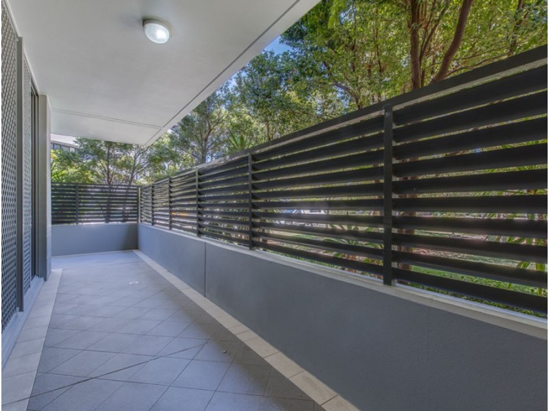 2/1 Aqua Street, Southport QLD 4215