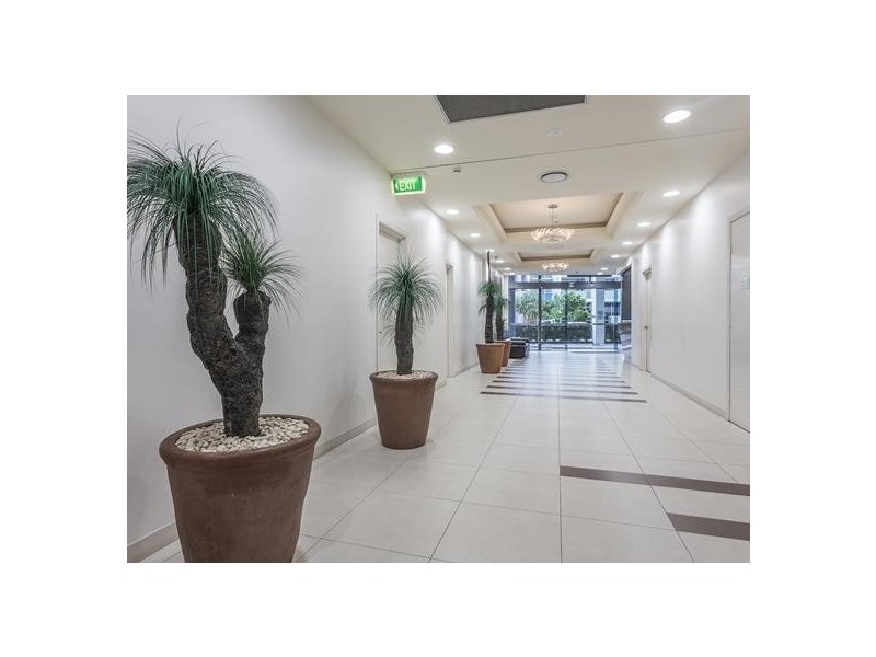 2/1 Aqua Street, Southport QLD 4215