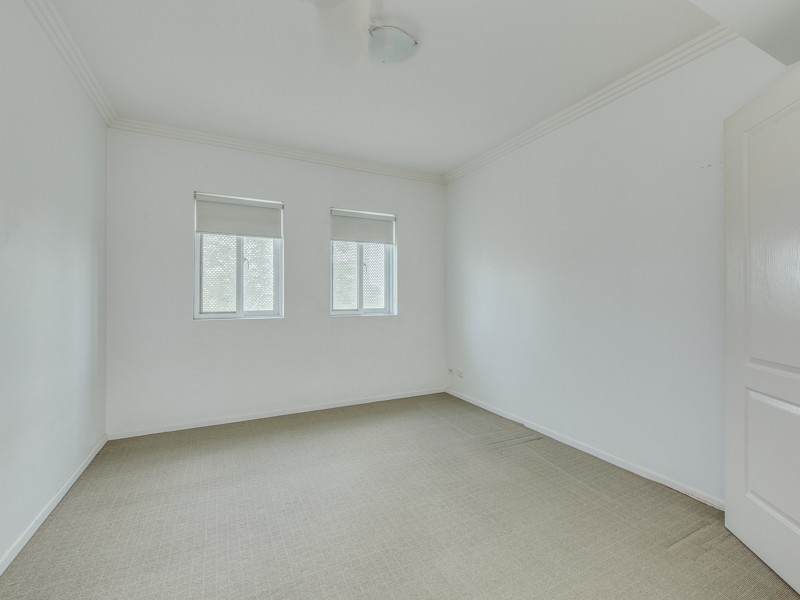 18 Rose Street, Southport QLD 4215