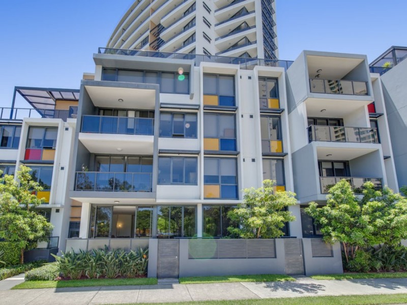 414/2 Aqua Street, Southport QLD 4215