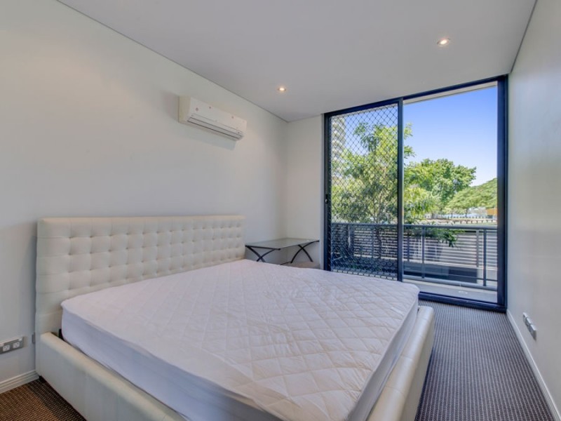 414/2 Aqua Street, Southport QLD 4215