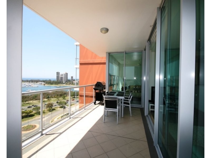 1504/1 Como Crescent, Southport QLD 4215