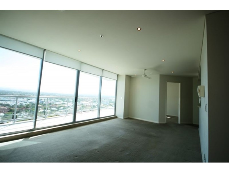 2802/1 Como Crescent, Southport QLD 4215