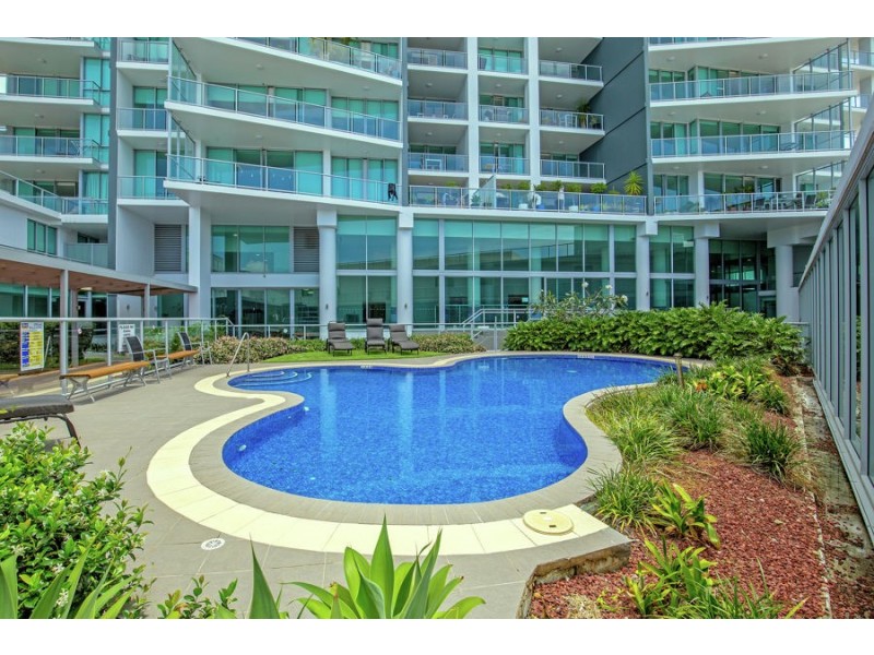 708/1 Como Crescent, Southport QLD 4215