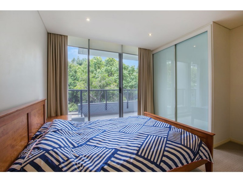 314/3 Como Crescent, Southport QLD 4215