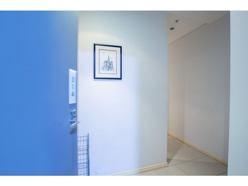 314/3 Como Crescent, Southport QLD 4215