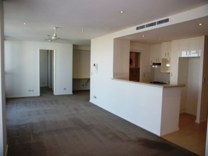 1709/1 Como Crescent, Southport QLD 4215