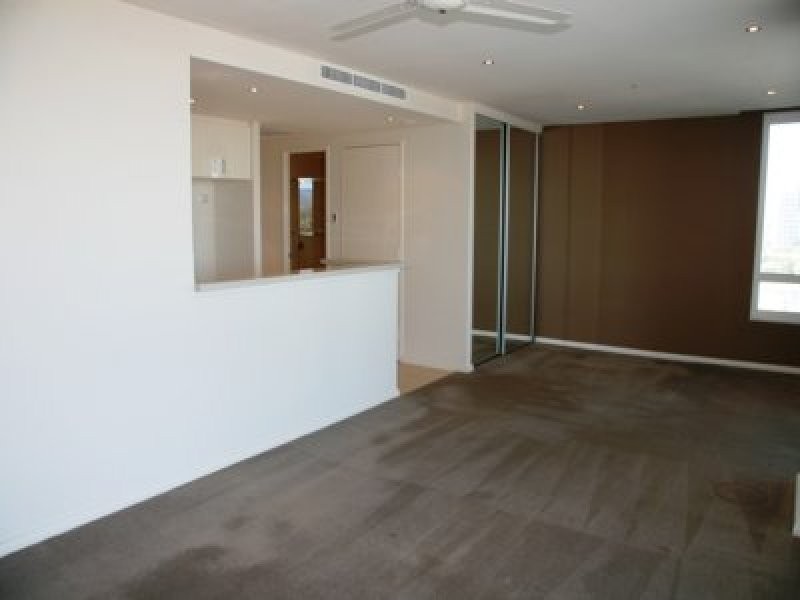 1709/1 Como Crescent, Southport QLD 4215