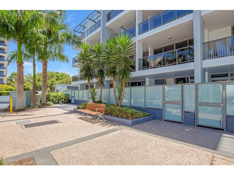 207/3 Como Crescent, Southport QLD 4215