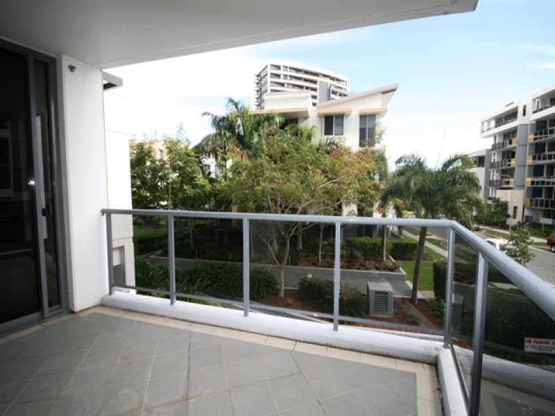 302/1 Aqua Street, Southport QLD 4215