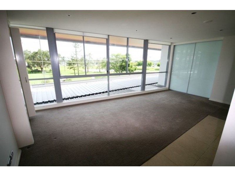 510/1 Como Crescent, Southport QLD 4215
