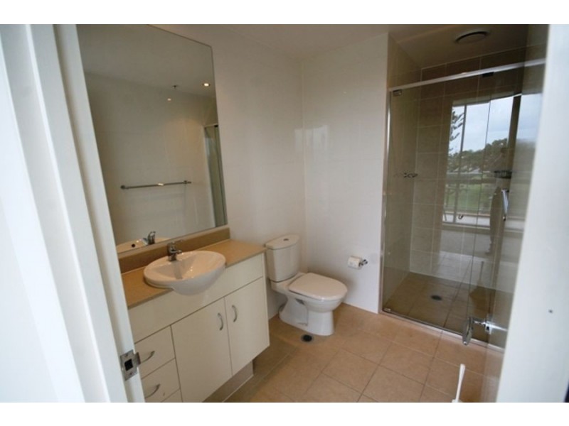 510/1 Como Crescent, Southport QLD 4215