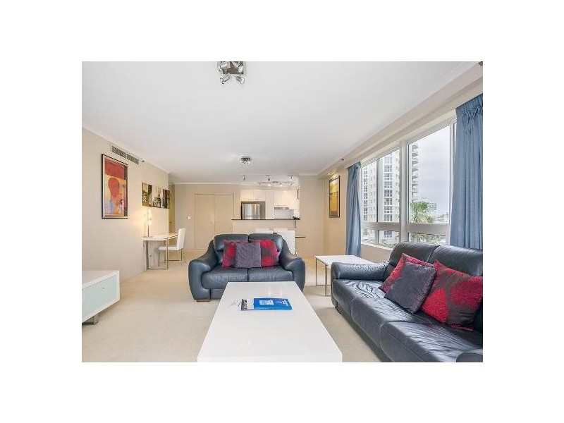 13/1 Hughes Avenue, Main Beach QLD 4217