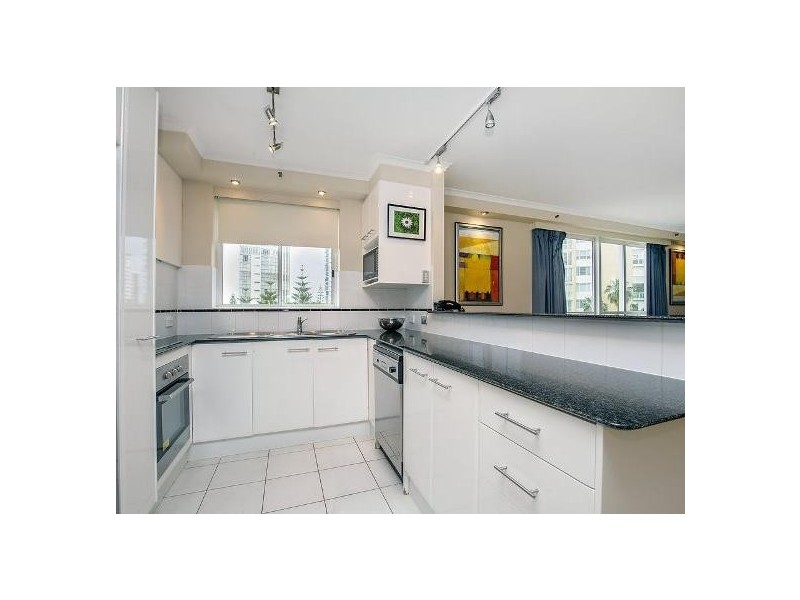 13/1 Hughes Avenue, Main Beach QLD 4217