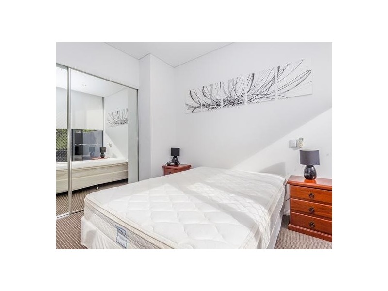 404/2 Aqua Street, Southport QLD 4215