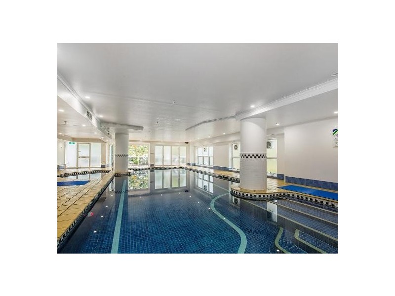 24/1 Hughes Avenue, Main Beach QLD 4217