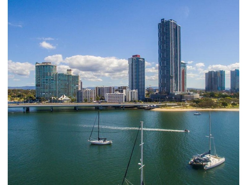 1906/2 Como Crescent, Southport QLD 4215