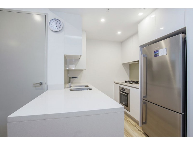 1504 2 Como Crescent, Southport QLD 4215