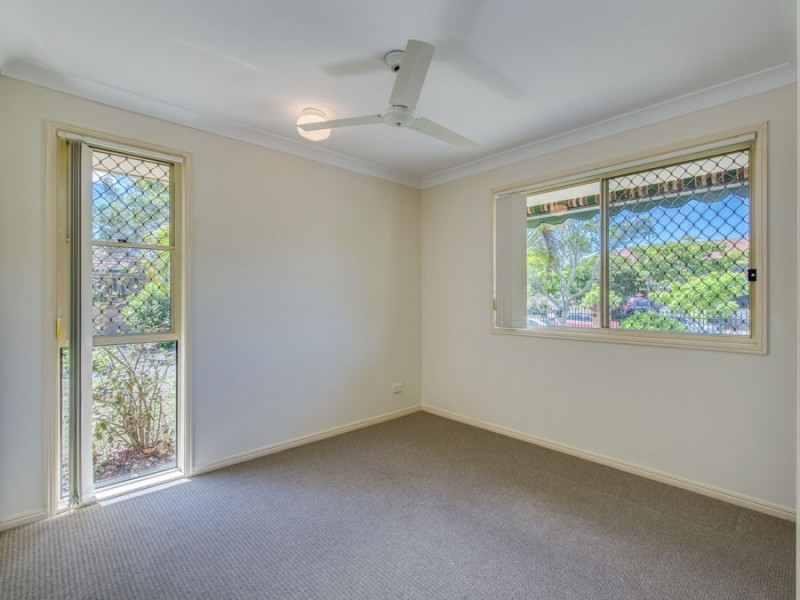 2 Brown Street, Labrador QLD 4215