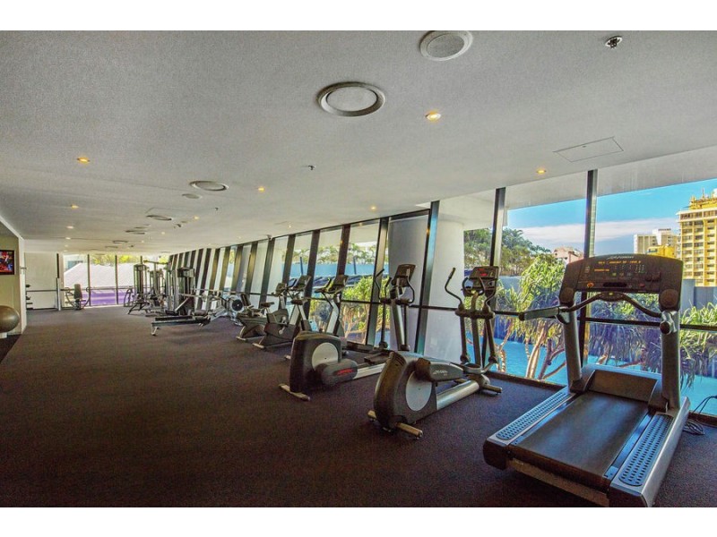 9 Fenry Avenue, Surfers Paradise QLD 4217