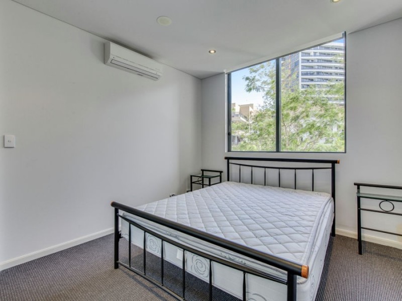 306/1 Aqua Street, Southport QLD 4215