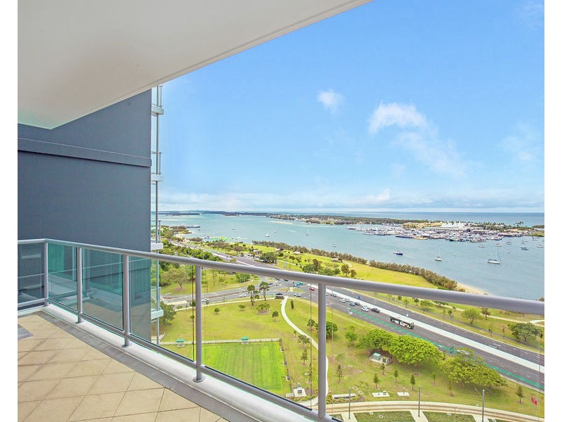 1 Como Crescent, Southport QLD 4215