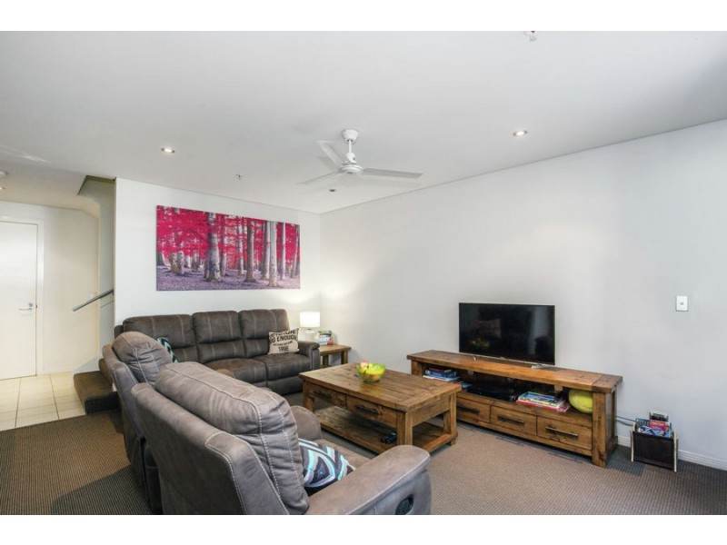 G/4 Como Crescent, Southport QLD 4215