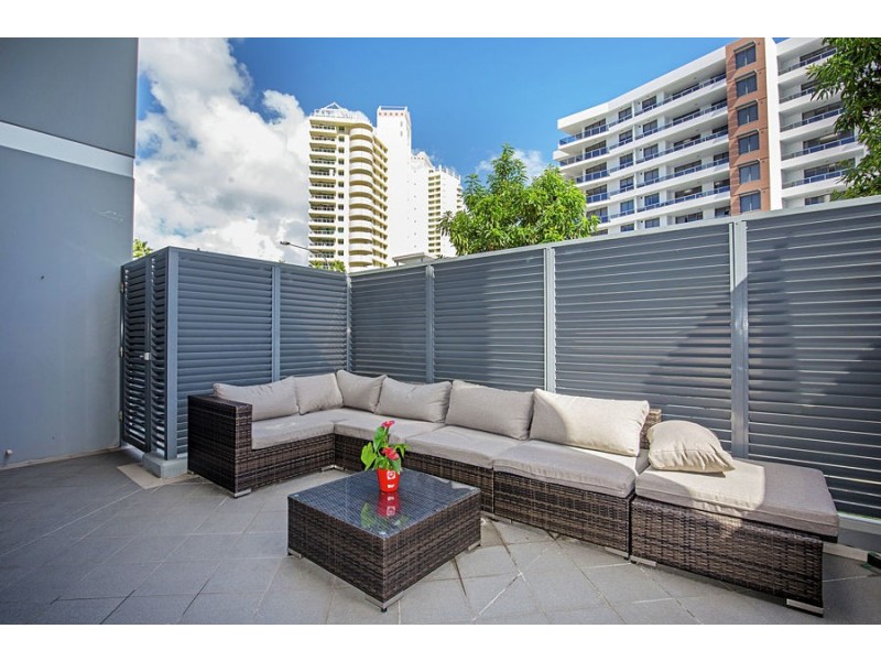 G/4 Como Crescent, Southport QLD 4215