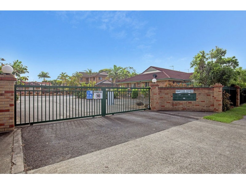 D/2 Brown Street, Labrador QLD 4215