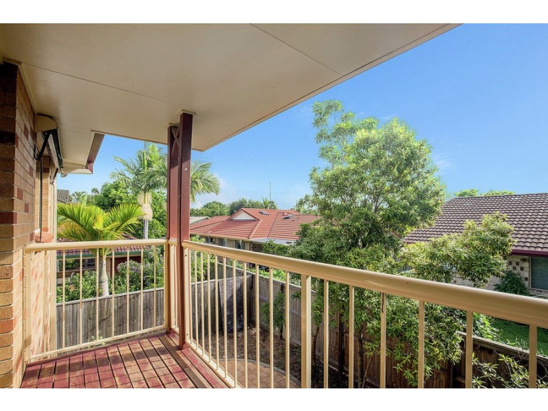 D/2 Brown Street, Labrador QLD 4215