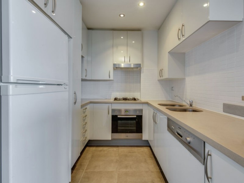 1005/1 Aqua Street, Southport QLD 4215