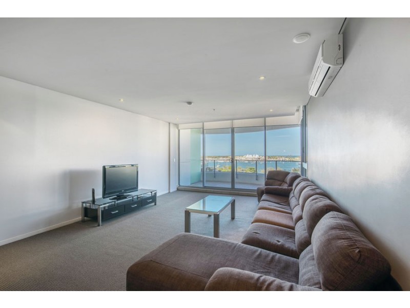 1005/4 Como Crescent, Southport QLD 4215