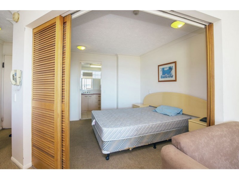 5/106 Marine Parade, Southport QLD 4215