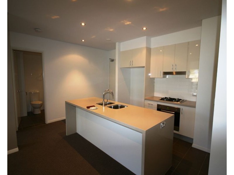 413/2 Aqua Street, Southport QLD 4215