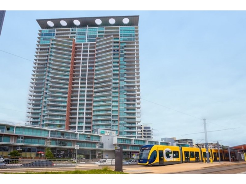 5/1 Como Crescent, Southport QLD 4215