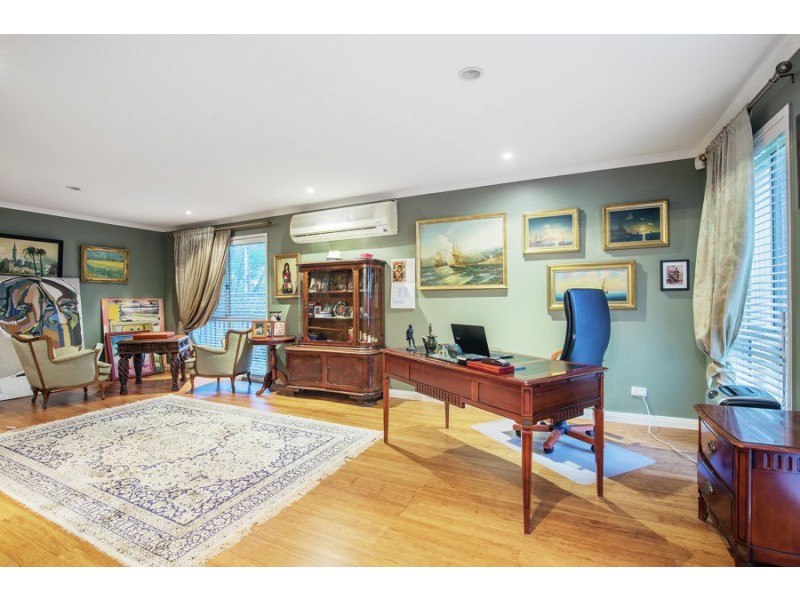 26 Sea Eagle Drive, Burleigh Waters QLD 4220