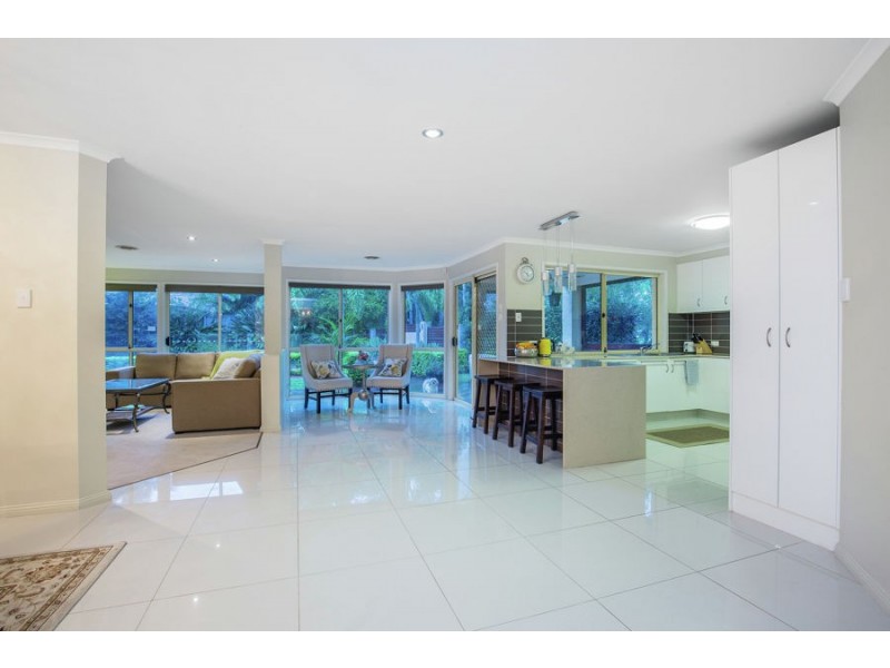 26 Sea Eagle Drive, Burleigh Waters QLD 4220