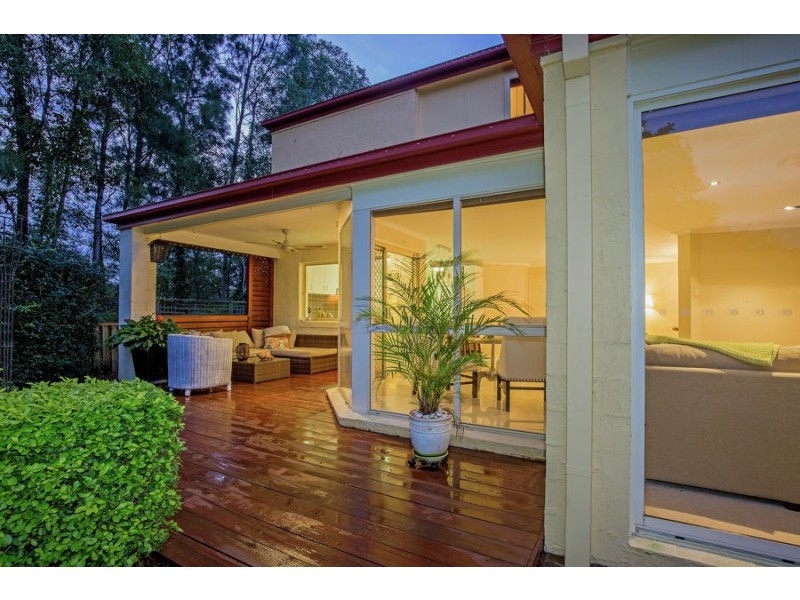 26 Sea Eagle Drive, Burleigh Waters QLD 4220