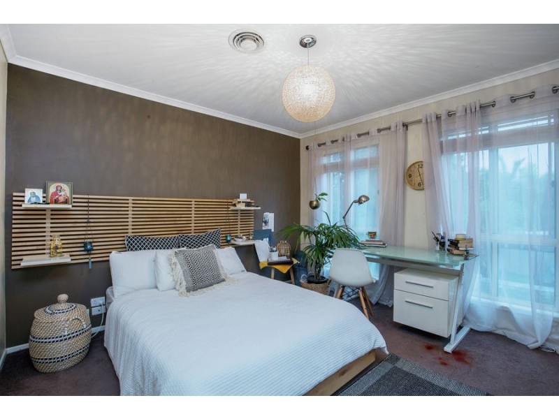 26 Sea Eagle Drive, Burleigh Waters QLD 4220