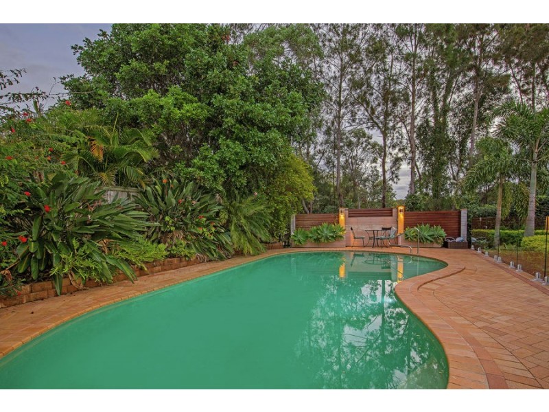 26 Sea Eagle Drive, Burleigh Waters QLD 4220